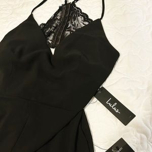 Lulu’s Black Dress